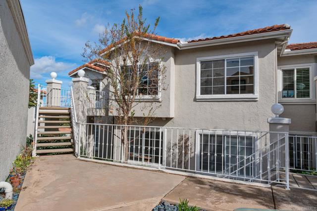 Detail Gallery Image 2 of 26 For 1526 via Risa, San Marcos,  CA 92078 - 3 Beds | 2 Baths