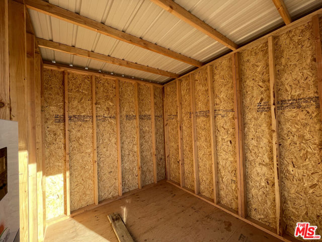 8144 Jefferson Street, Mojave CA: https://media.crmls.org/mediaz/6af3e163-abfe-48a1-976c-d43c06940ebf.jpg