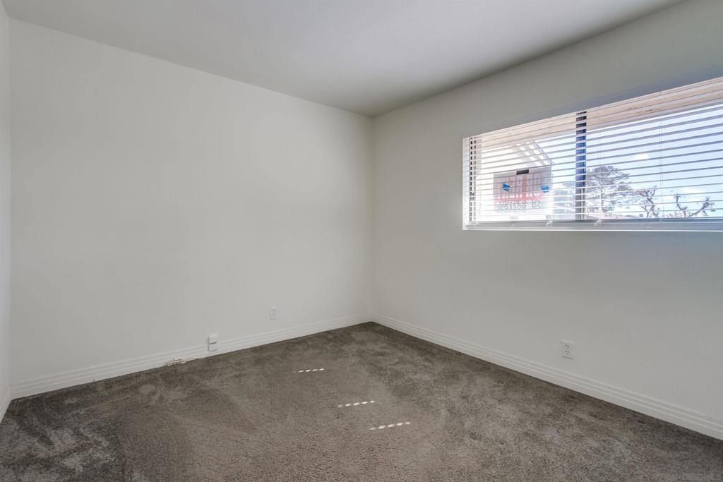 MLS #250042575SD image #36