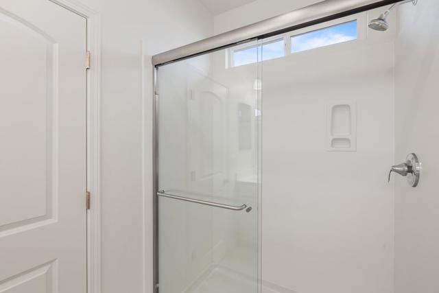 2130 Gladiola Drive, Hollister CA: https://media.crmls.org/mediaz/6af5e7ad-4626-45d7-abd7-feeeced26bc9.jpg