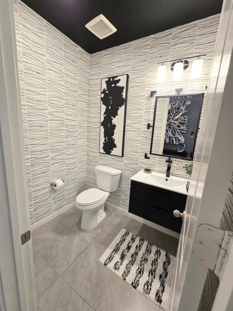 3426 Via Leonardo, Palm Desert CA: https://media.crmls.org/mediaz/6af771a0-c34e-40b7-8641-cf71f61c98f3.jpg