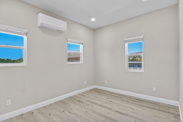 Image 35 of 46 For 3612 Cordoba Ave