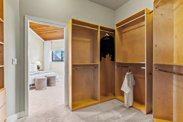 15976 Linda Avenue, Los Gatos CA: https://media.crmls.org/mediaz/6af93bf5-aa7f-46e6-bba4-1408b27b1917.jpg