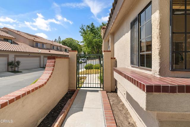 Detail Gallery Image 35 of 40 For 390 Country Club Dr #E,  Simi Valley,  CA 93065 - 3 Beds | 2/1 Baths