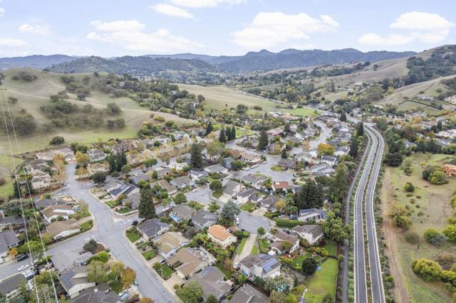 16761 Dry Creek Court, Morgan Hill CA: https://media.crmls.org/mediaz/6af9e49a-3cc4-460e-9cb1-539445f1613b.jpg