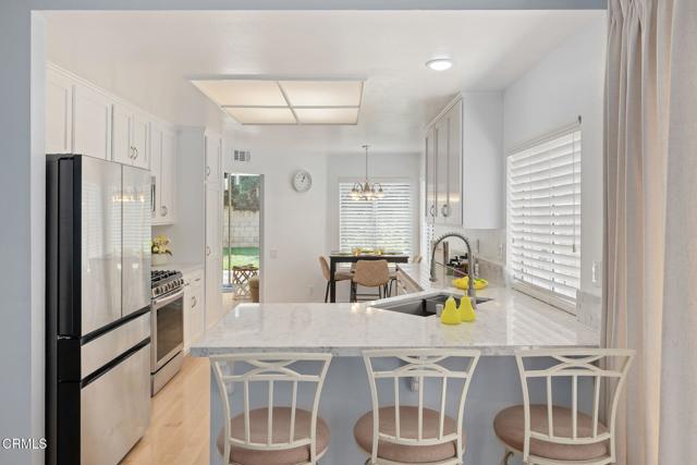 Detail Gallery Image 11 of 25 For 11998 Bubbling Brook St, Moorpark,  CA 93021 - 4 Beds | 2/1 Baths