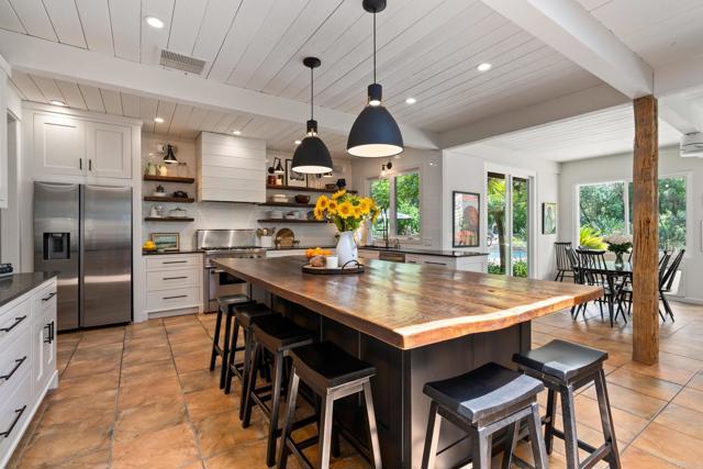 16851 Orchard Bend Road, Poway CA: https://media.crmls.org/mediaz/6afaab42-cb8a-42cb-b333-91c646248ab0.jpg