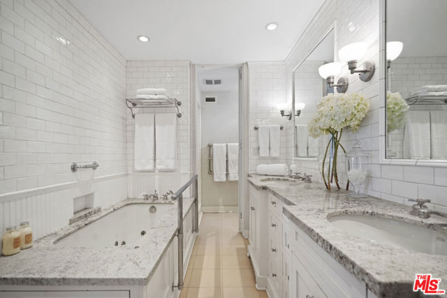 1100 Alta Loma Road, West Hollywood CA: https://media.crmls.org/mediaz/6afac950-3770-49f6-99e8-3a6d1a9ab50a.jpg