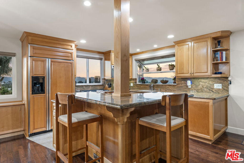 MLS #25589351 image #6