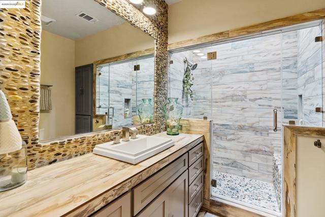 3501 Byer Road, Byron CA: https://media.crmls.org/mediaz/6afb967c-7673-4393-a2e0-a605ddc78e57.jpg