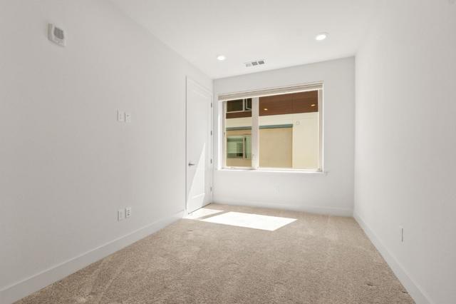 718 Eppleton Lane, Foster City CA: https://media.crmls.org/mediaz/6afc059c-516f-41e0-b020-b470b1301b65.jpg
