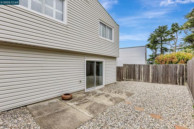 43 Shipley Ave, Daly City CA: https://media.crmls.org/mediaz/6afd2b15-65c2-4723-b4f8-22907d4b5fbe.jpg