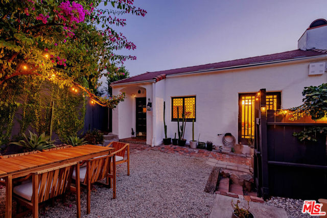 2251 N Cahuenga Boulevard, Los Angeles CA: https://media.crmls.org/mediaz/6afd4b82-c0cc-4a86-b0f7-ec61b56935b2.jpg