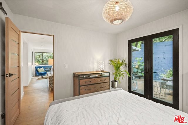 19817 Montau Drive, Topanga CA: https://media.crmls.org/mediaz/6afd576a-e9c4-474d-8c7f-c284b4b408e7.jpg