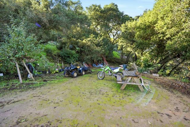 4101 San Juan Canyon Road, San Juan Bautista CA: https://media.crmls.org/mediaz/6afeb59a-ce40-48c8-bff5-3de049d737b4.jpg