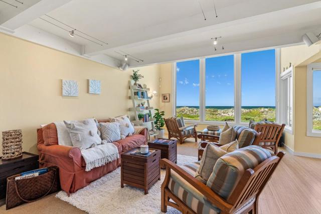 172 Monterey Dunes Way, Moss Landing CA: https://media.crmls.org/mediaz/6afee1e5-ee0b-4ab4-a0de-2fdfb9a3d064.jpg