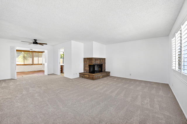 765 N Paseo De Anza, Palm Springs CA: https://media.crmls.org/mediaz/6b007b08-aad4-4bbf-9b76-07b0982095ce.jpg