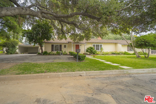520 Winthrop Road, San Marino CA: https://media.crmls.org/mediaz/6b008591-75b1-47c2-846a-095af22856b6.jpg