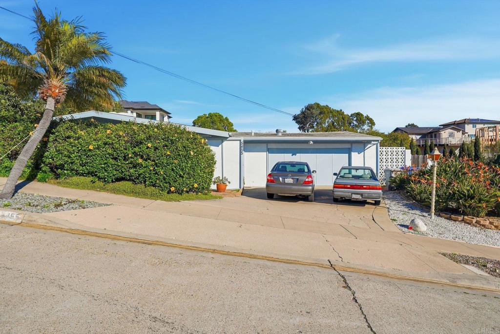 5455 Parkview Dr - photo 14