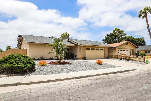 3663 Forest Road, Oceanside CA: https://media.crmls.org/mediaz/6b01f325-fbc8-4987-af6e-8662538337f2.jpg