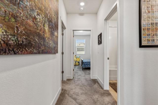 8906 Upbeat Way, Elk Grove CA: https://media.crmls.org/mediaz/6b0225f8-51cc-4836-a67a-0529e774c7e9.jpg