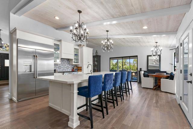 19950 Elfin Forest Ln, Escondido CA: https://media.crmls.org/mediaz/6b02437f-eccb-4e79-bc23-4eed659a5d4b.jpg