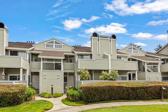 160 Troon Way, Half Moon Bay CA: https://media.crmls.org/mediaz/6b0390b6-c353-4055-9e58-3629396ccb71.jpg