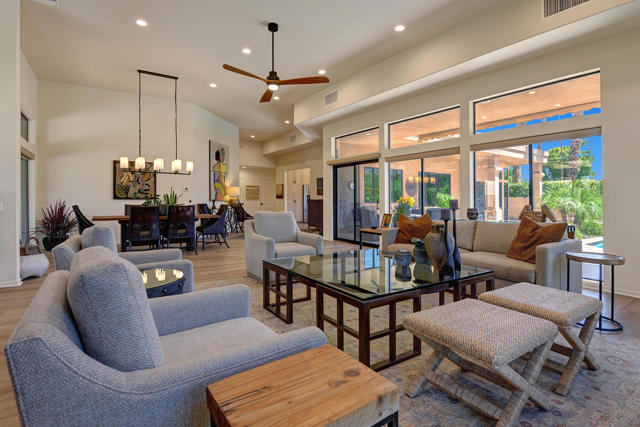 76470 Pala Palms Drive, Indian Wells CA: https://media.crmls.org/mediaz/6b0406a0-fed4-4b91-90f1-449ba3a9c538.jpg