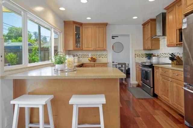 6134 Monteverde Drive, San Jose CA: https://media.crmls.org/mediaz/6b0432b1-450d-4510-bba0-2becf0253c46.jpg