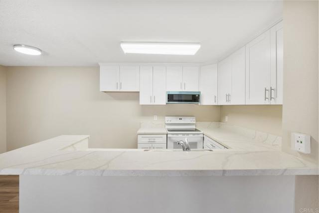 7760 Margerum Avenue, San Diego CA: https://media.crmls.org/mediaz/6b0529c3-dad3-40f8-b900-8ef920b7514c.jpg