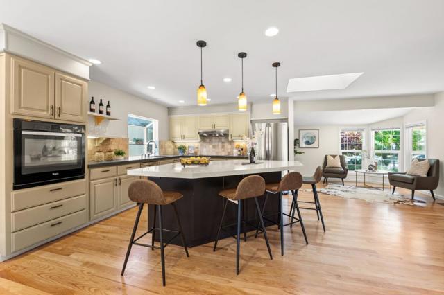 1544 Klamath Drive, Sunnyvale CA: https://media.crmls.org/mediaz/6b05512d-293c-41b4-8e6e-e4564979304e.jpg