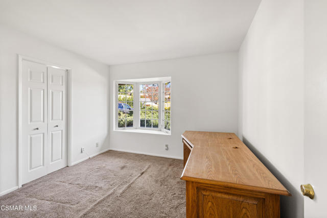 4260 Dalewood Circle, Newbury Park CA: https://media.crmls.org/mediaz/6b0592c1-b4d5-4233-b6b0-6bd4196bd8ab.jpg