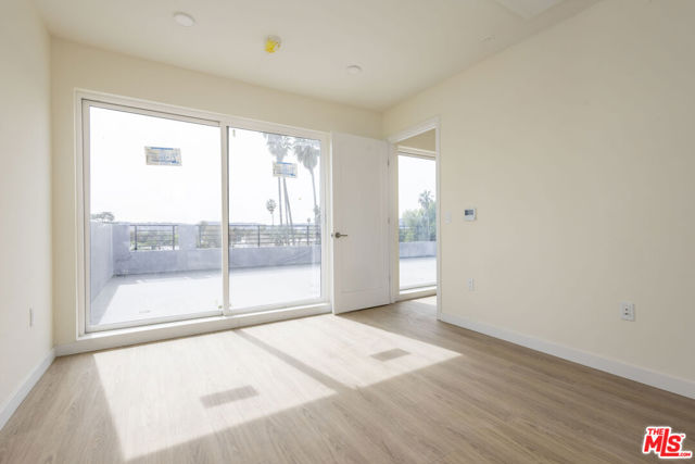 14629 Erwin Street, Van Nuys CA: https://media.crmls.org/mediaz/6b060850-e220-45a7-ad3d-08ac6276acf1.jpg