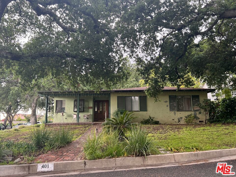 401 Grove Street, Sierra Madre, CA 91024