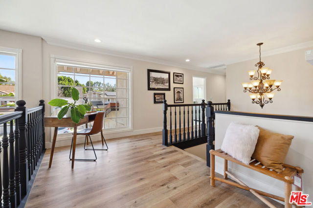 4415 Dulcinea Court, Woodland Hills CA: https://media.crmls.org/mediaz/6b071603-3cd5-49d3-ac19-13ef7e79aa9f.jpg
