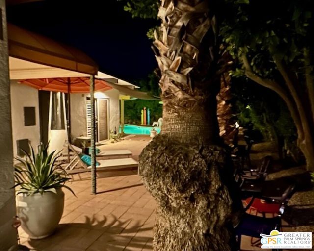 695 N Monterey Road, Palm Springs CA: https://media.crmls.org/mediaz/6b07708d-9a08-4a8a-8ec4-a338a6f1e432.jpg