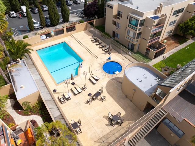 910 Beach Park Boulevard, Foster City CA: https://media.crmls.org/mediaz/6b0803b2-4a3b-4510-97ea-8a26b69dc327.jpg