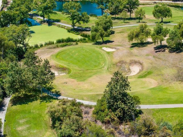 2208 Terracewood Ln, Escondido CA: https://media.crmls.org/mediaz/6b08b9e9-70bc-4d64-b4ed-9bfc80af9ca5.jpg