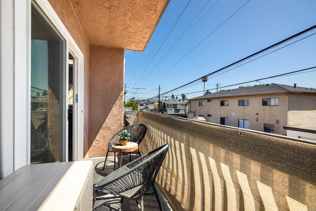 4565 Cleveland Ave, San Diego CA: https://media.crmls.org/mediaz/6b093115-36fc-4edb-adbd-a2ff80ba9716.jpg