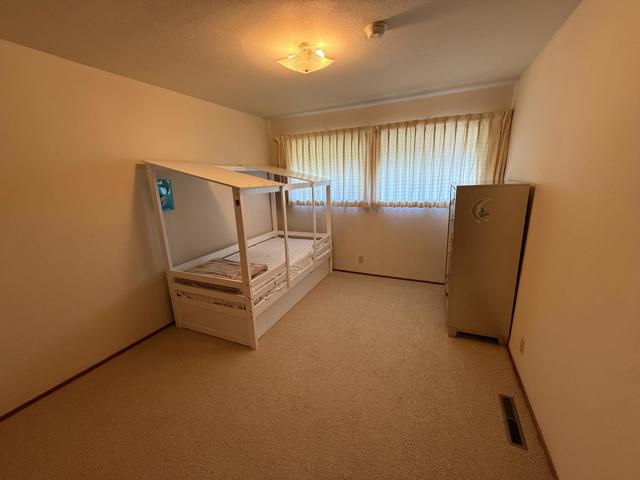 15292 Stratford Court, Monte Sereno CA: https://media.crmls.org/mediaz/6b098b08-d236-4e6b-ad49-d5145755d22a.jpg