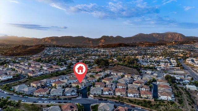 13214 Spring Mountain Rd, Lakeside CA: https://media.crmls.org/mediaz/6b0a2d9c-05b4-4635-9496-c3f7df97f3c0.jpg
