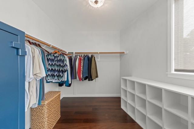 350 6th Avenue, Half Moon Bay CA: https://media.crmls.org/mediaz/6b0bd92d-e8e9-4df0-9286-4ae96c7b4bf6.jpg