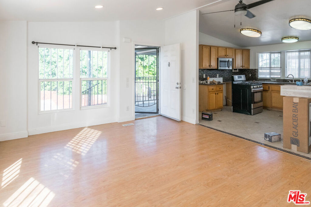 6B0C0141 D1E5 4752 A743 Fdaecce74960 11156 Mansel Avenue, Inglewood, Ca 90304 &Lt;Span Style='BackgroundColor:transparent;Padding:0Px;'&Gt; &Lt;Small&Gt; &Lt;I&Gt; &Lt;/I&Gt; &Lt;/Small&Gt;&Lt;/Span&Gt;