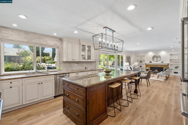 410 Hampton Court, San Ramon CA: https://media.crmls.org/mediaz/6b0c36f4-c47b-478a-98f7-247cb7ad59fc.jpg