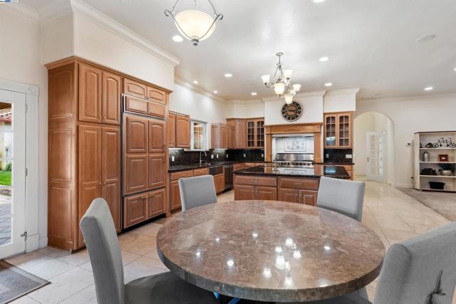 4224 Greenville Rd, Livermore CA: https://media.crmls.org/mediaz/6b0d5c21-ec48-467c-8f3d-b8933b4ccd10.jpg