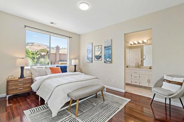 3581 Jasmine Circle, San Jose CA: https://media.crmls.org/mediaz/6b0d91e2-c9dd-4a69-bffc-f3105a727c82.jpg