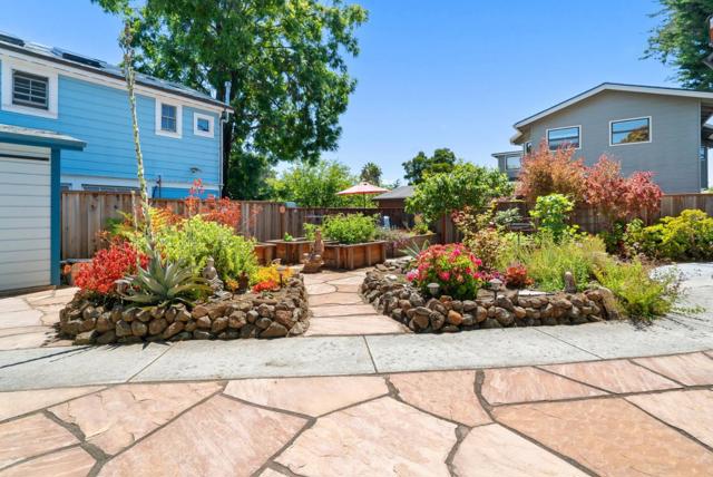 505 Cayuga Street, Santa Cruz CA: https://media.crmls.org/mediaz/6b0debcc-a8a8-4838-8394-3b2035234379.jpg