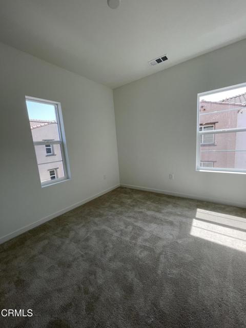 Detail Gallery Image 16 of 20 For 560 via San Felipe, Camarillo,  CA 93012 - 3 Beds | 2/2 Baths