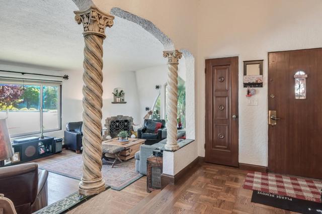 700 Howard Avenue, Burlingame CA: https://media.crmls.org/mediaz/6b0ea8b9-6183-4b7c-aad0-ee24001fe2a0.jpg
