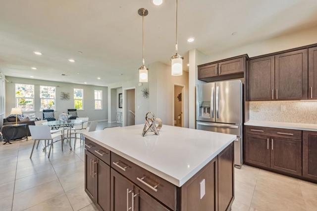25899 Dollar Street, Hayward CA: https://media.crmls.org/mediaz/6b10c75c-0022-464c-82d3-8a86440fd7c2.jpg